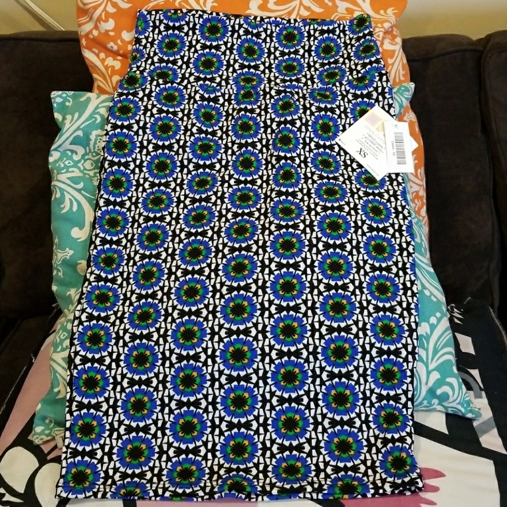 Lularoe XS Cassie Pencil Skirt